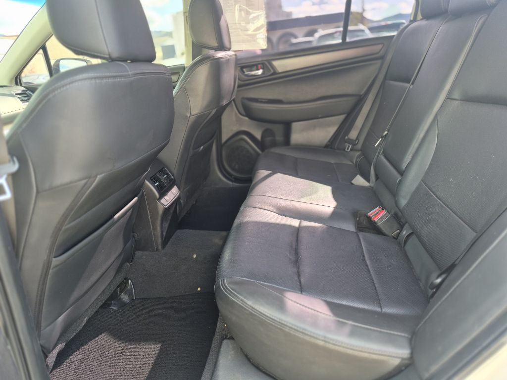 2017 Subaru Legacy Image 10