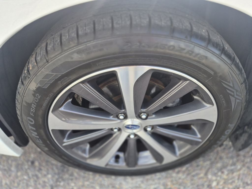 2017 Subaru Legacy Image 16