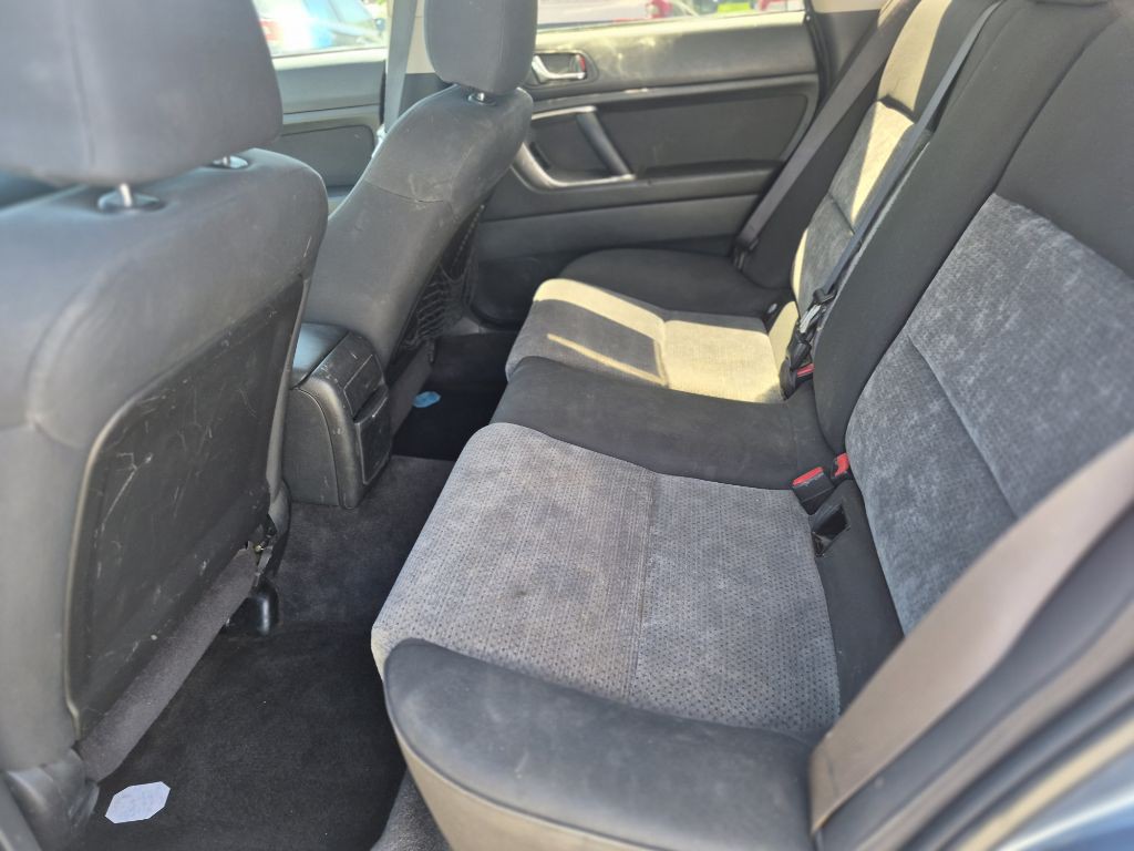 2005 Subaru Legacy Image 10