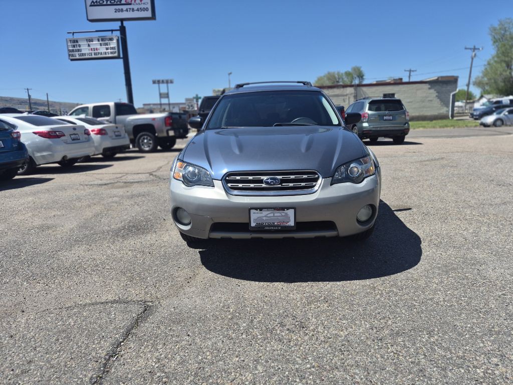 2005 Subaru Legacy Image 2
