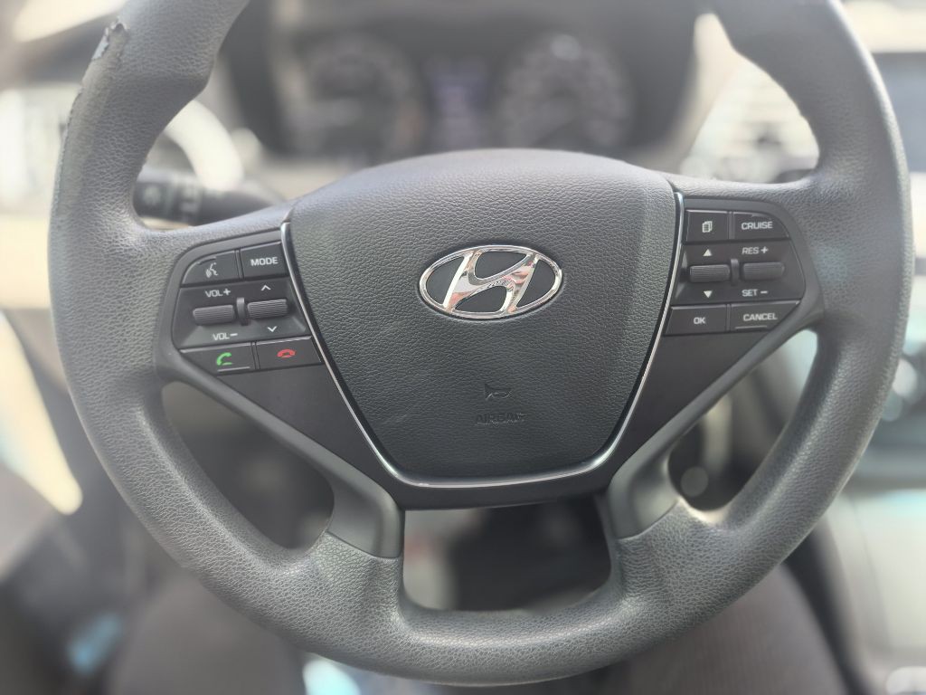 2016 Hyundai Sonata Image 14