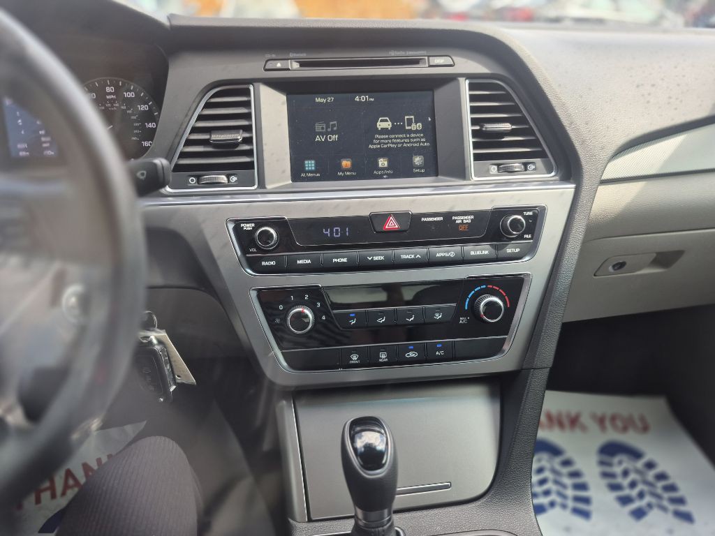 2016 Hyundai Sonata Image 16