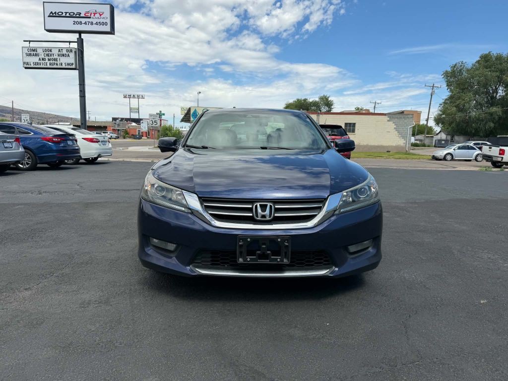 2015 Honda Accord Image 2