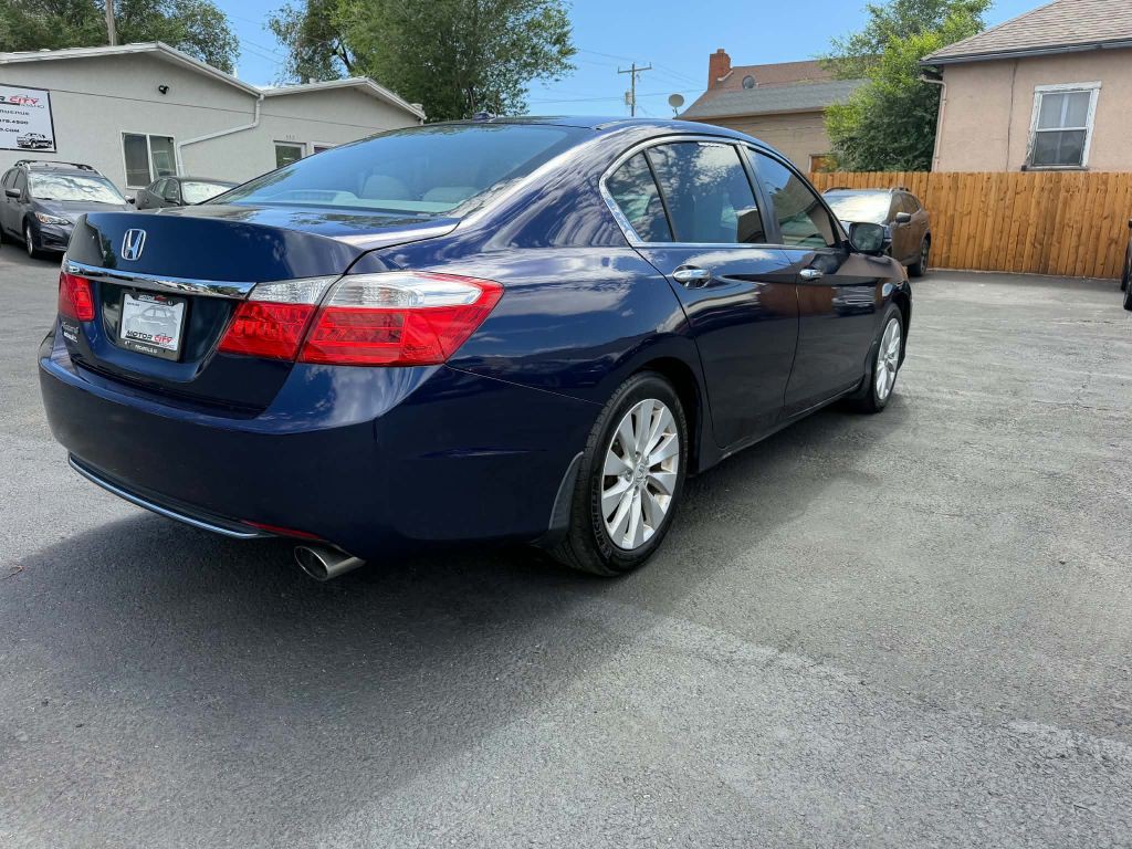 2015 Honda Accord Image 5