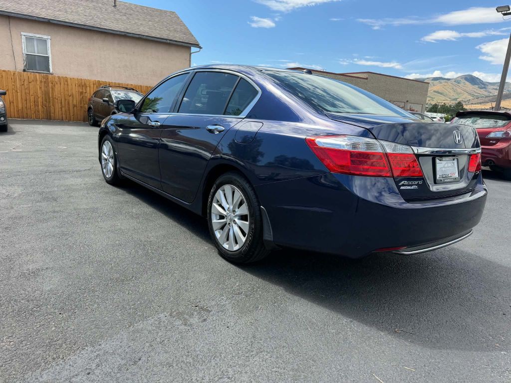 2015 Honda Accord Image 7