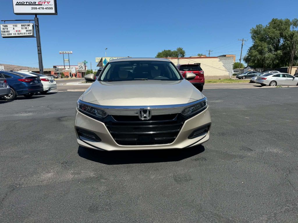 2020 Honda Accord Image 2