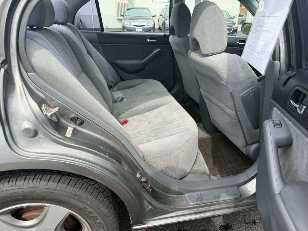 2004 Honda Civic Image 11