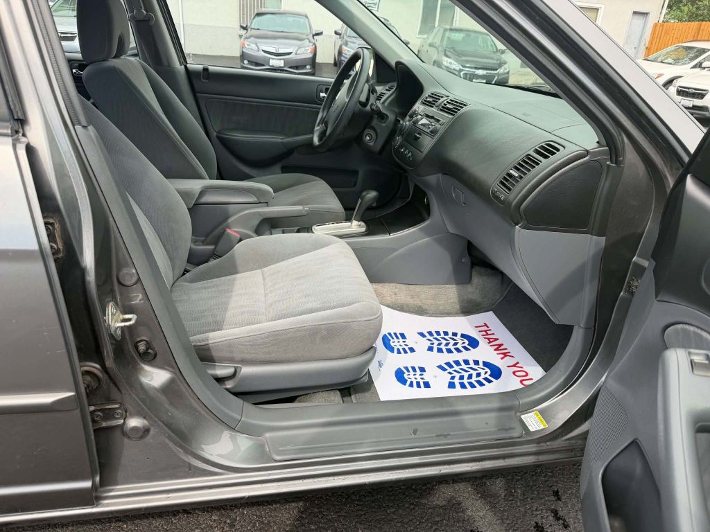 2004 Honda Civic Image 12