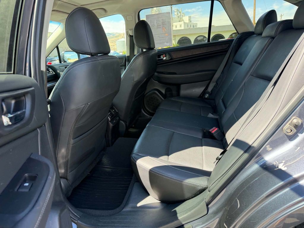 2017 Subaru Outback Image 10