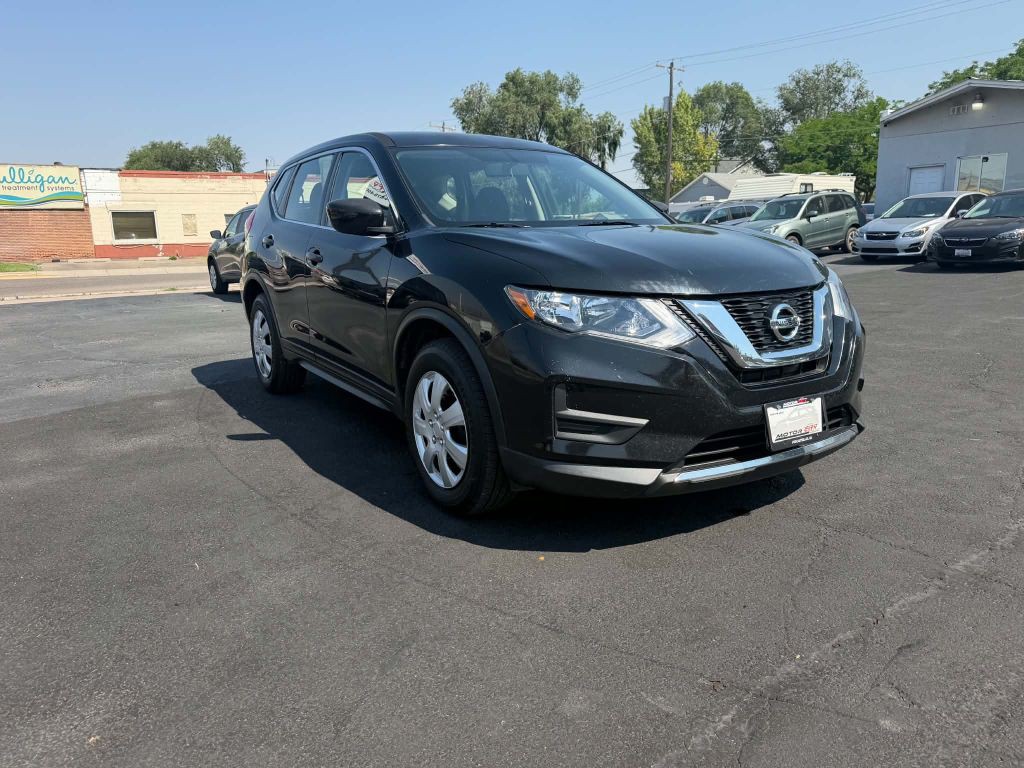 2017 Nissan Rogue Image 3