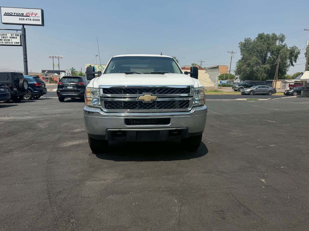 2011 Chevrolet Silverado 1500 Image 1