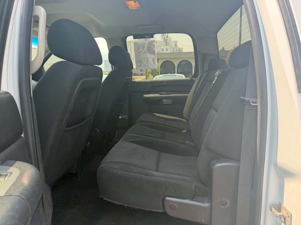 2011 Chevrolet Silverado 1500 Image 9