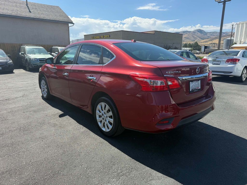 2016 Nissan Sentra Image 7