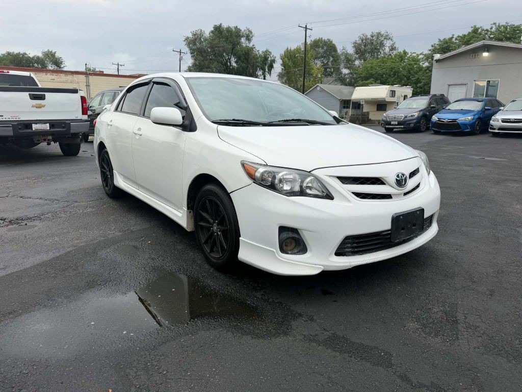 2013 Toyota Corolla Image 5