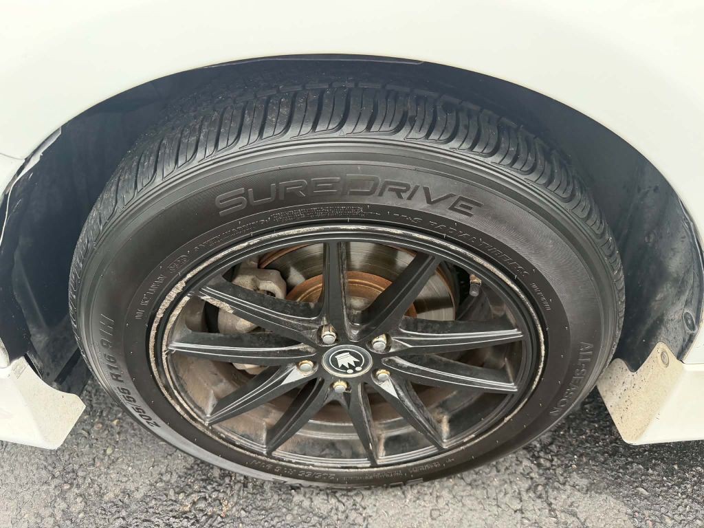 2013 Toyota Corolla Image 16