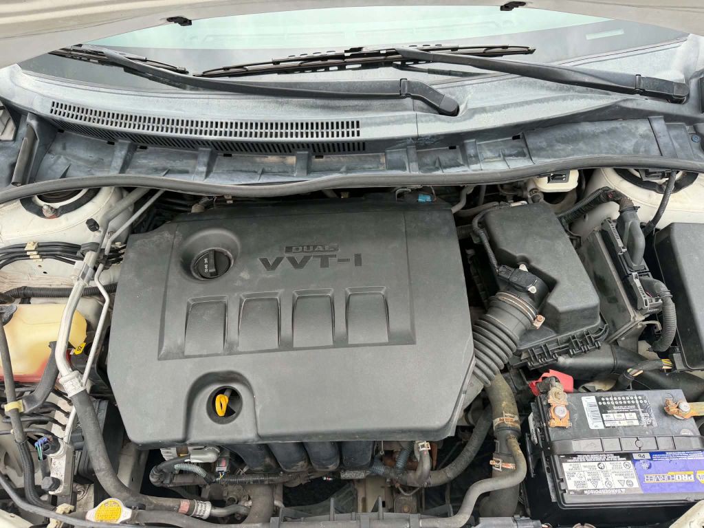 2013 Toyota Corolla Image 17
