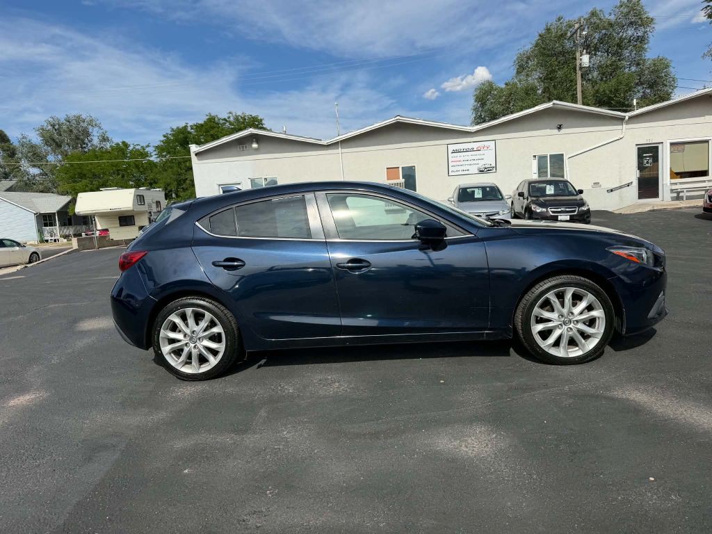 2015 Mazda Mazda3 Image 4