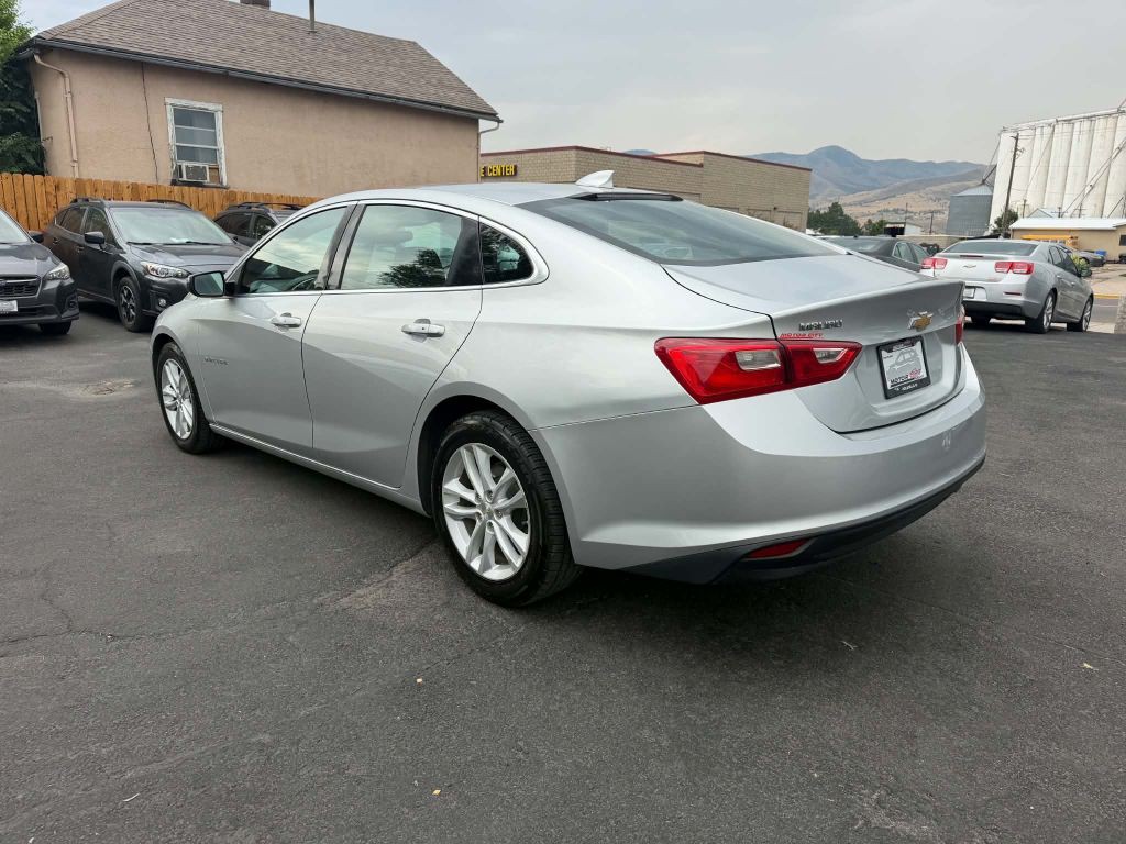 2017 Chevrolet Malibu Image 7