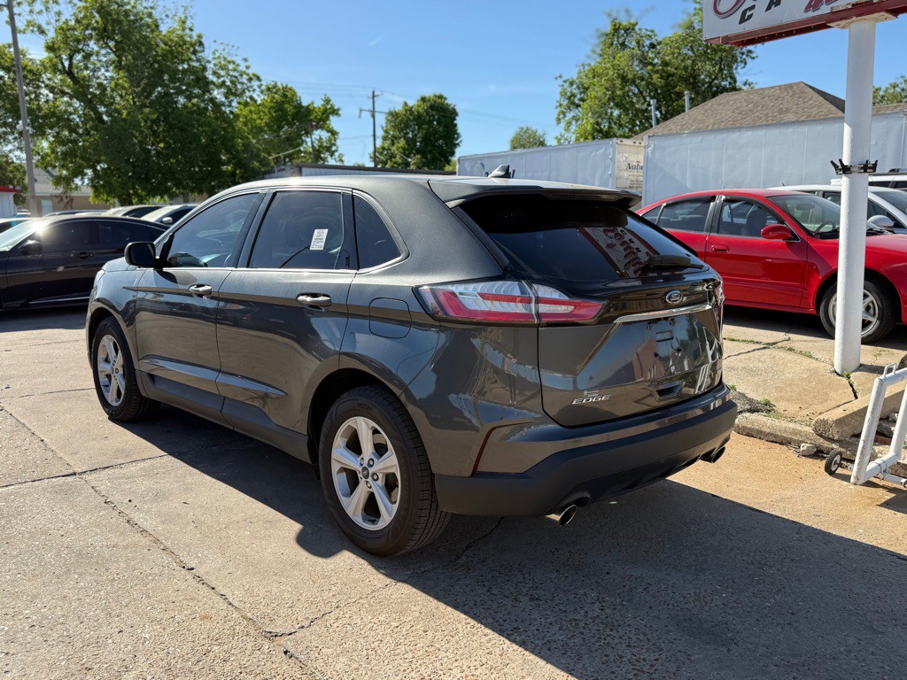 2019 Ford Edge Image 7