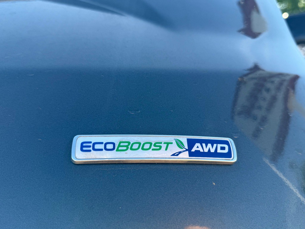 2019 Ford Edge Image 11