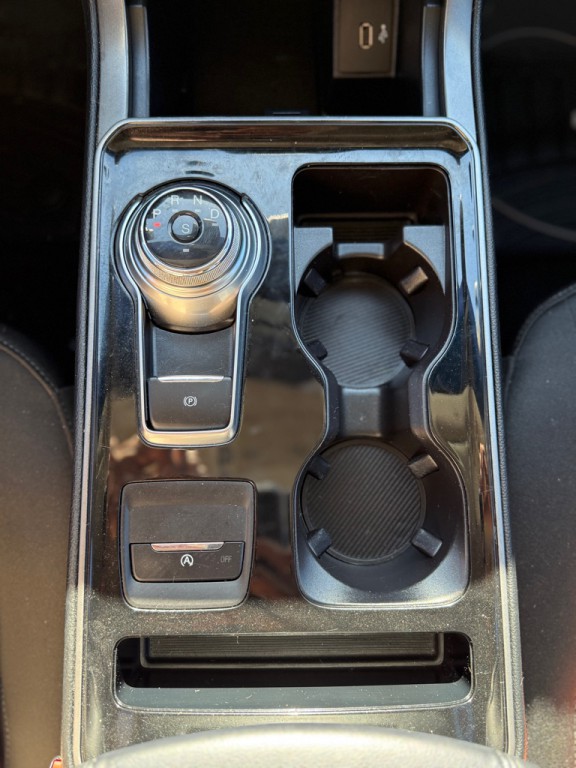 2019 Ford Edge Image 15