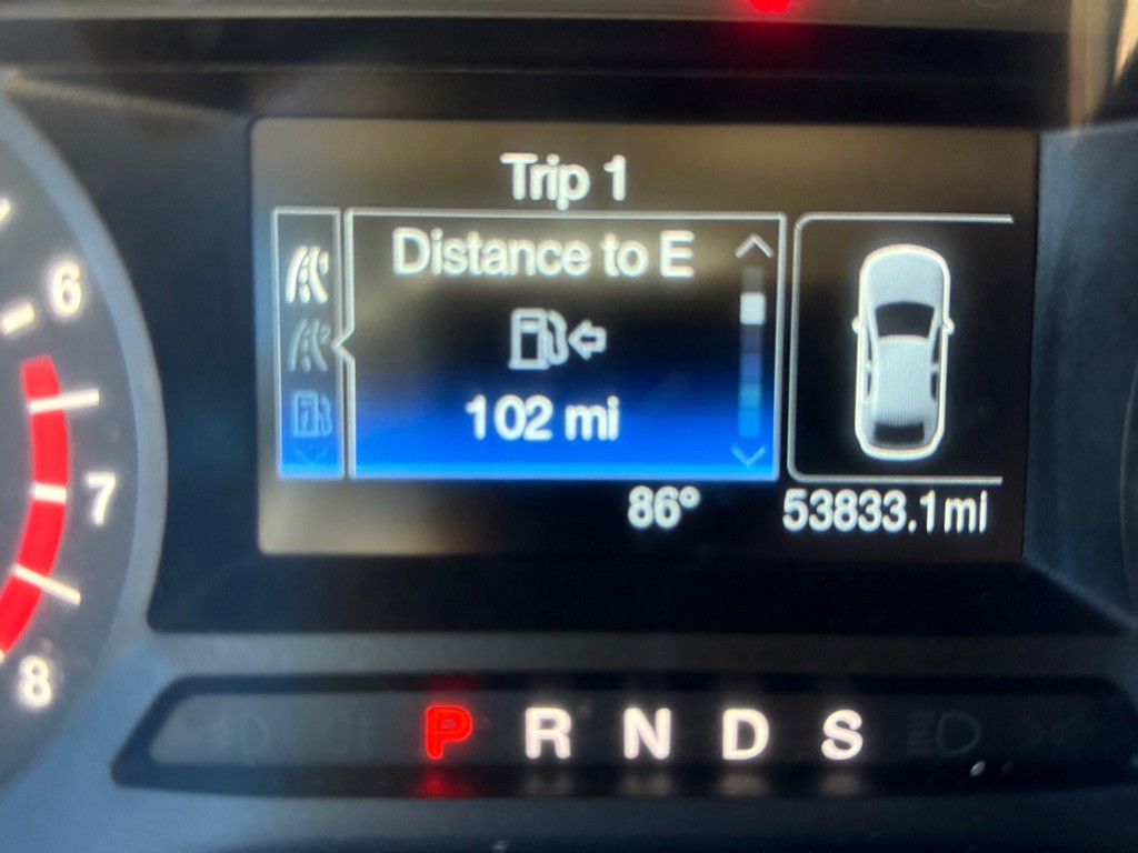 2019 Ford Edge Image 19