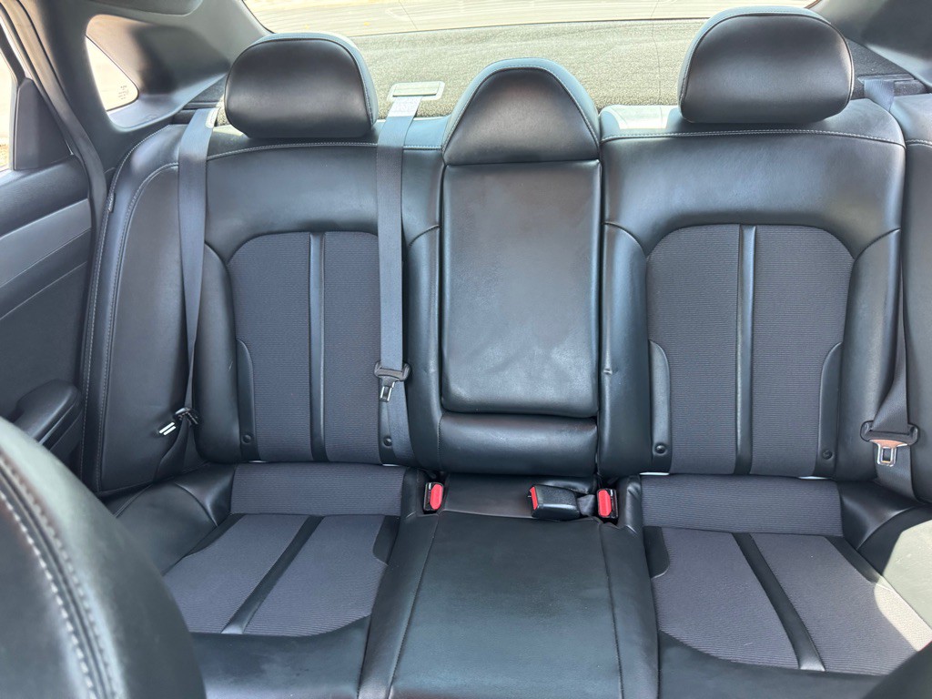 2023 Kia K5 Image 31