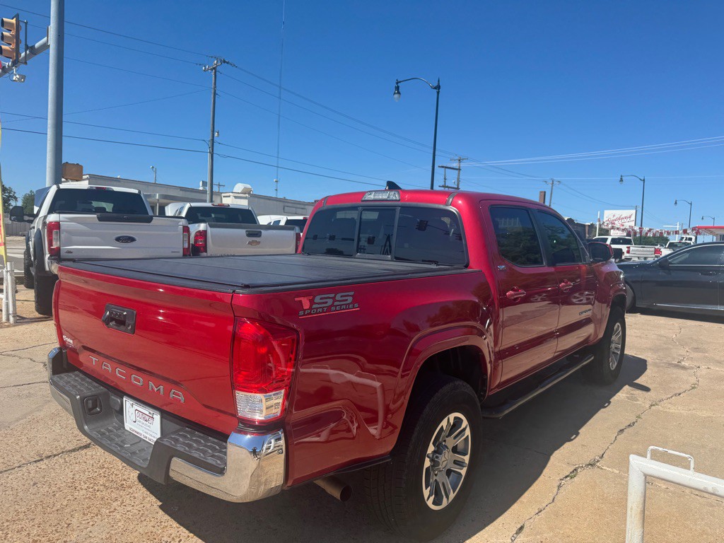 2016 Toyota Tacoma Image 7