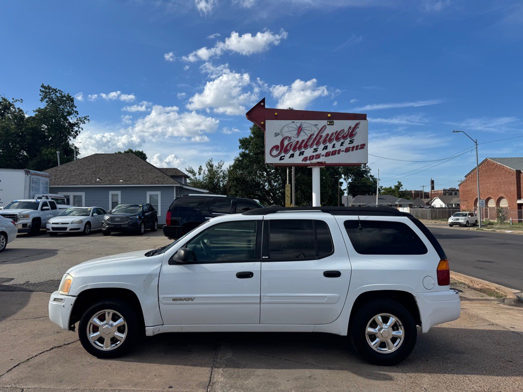 2003 GMC Envoy Image 3