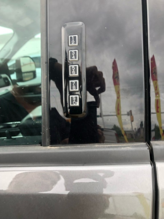 2022 Ford F-150 Image 14