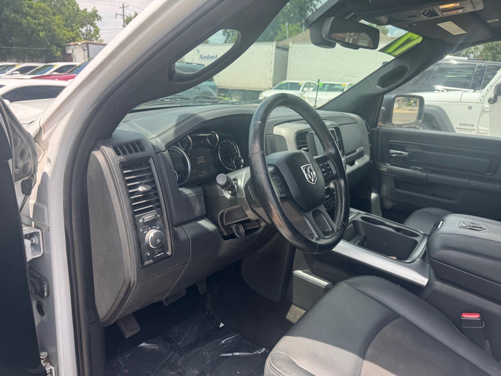2017 RAM 1500 Image 9