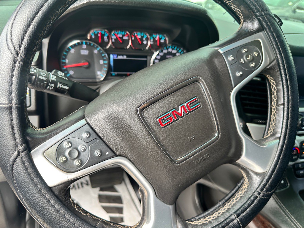 2019 GMC Yukon Image 17
