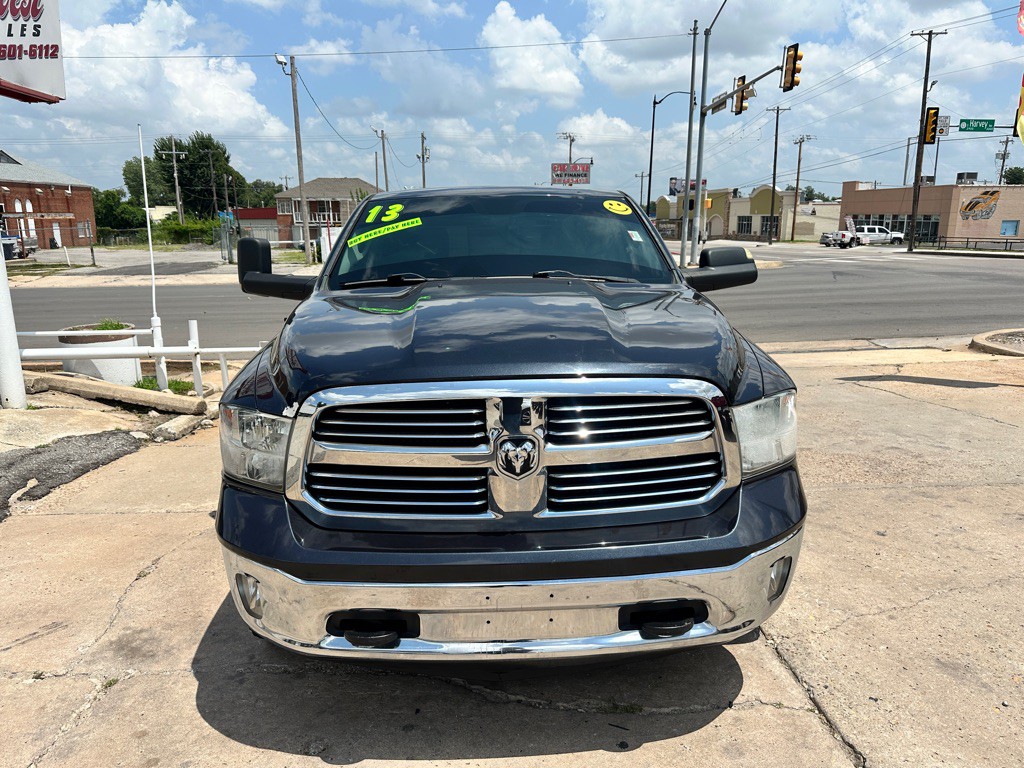 2013 RAM 1500 Image 2
