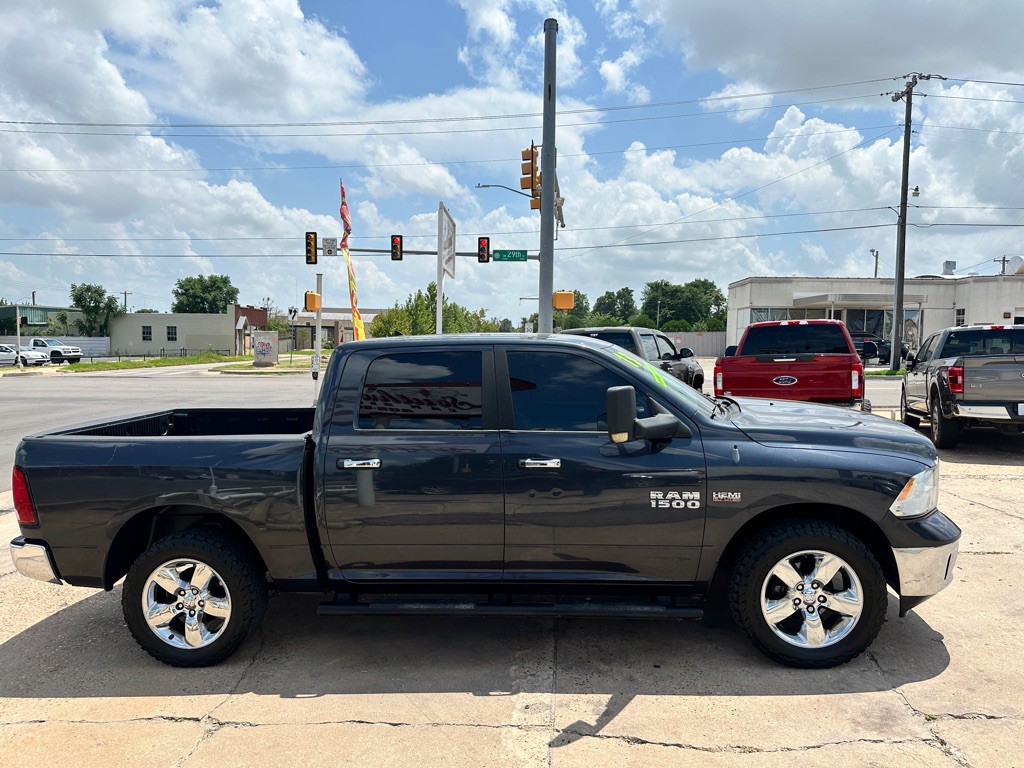 2013 RAM 1500 Image 4