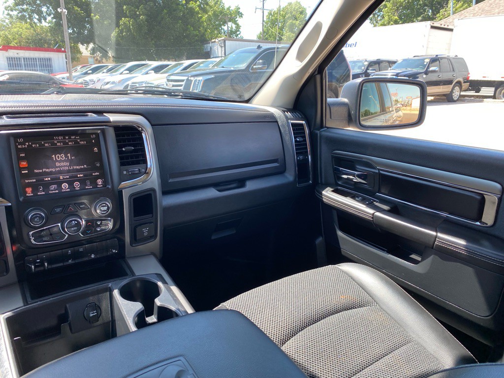 2014 RAM 1500 Image 15