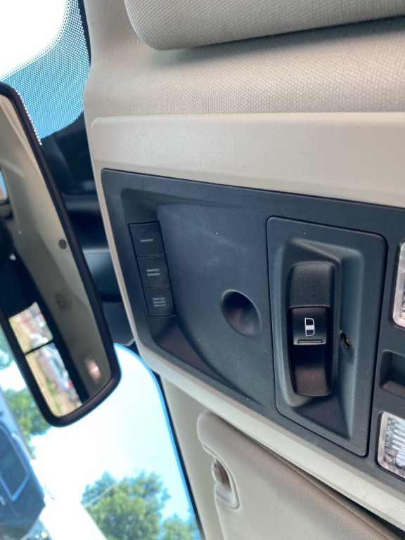 2014 RAM 1500 Image 22