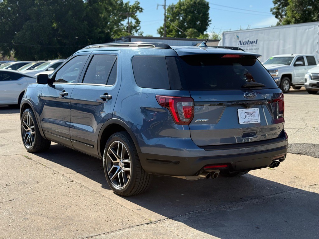 2019 Ford Explorer Image 7