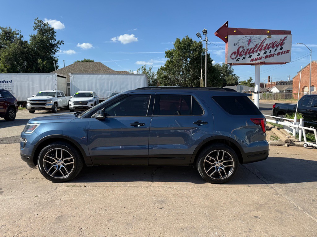 2019 Ford Explorer Image 8