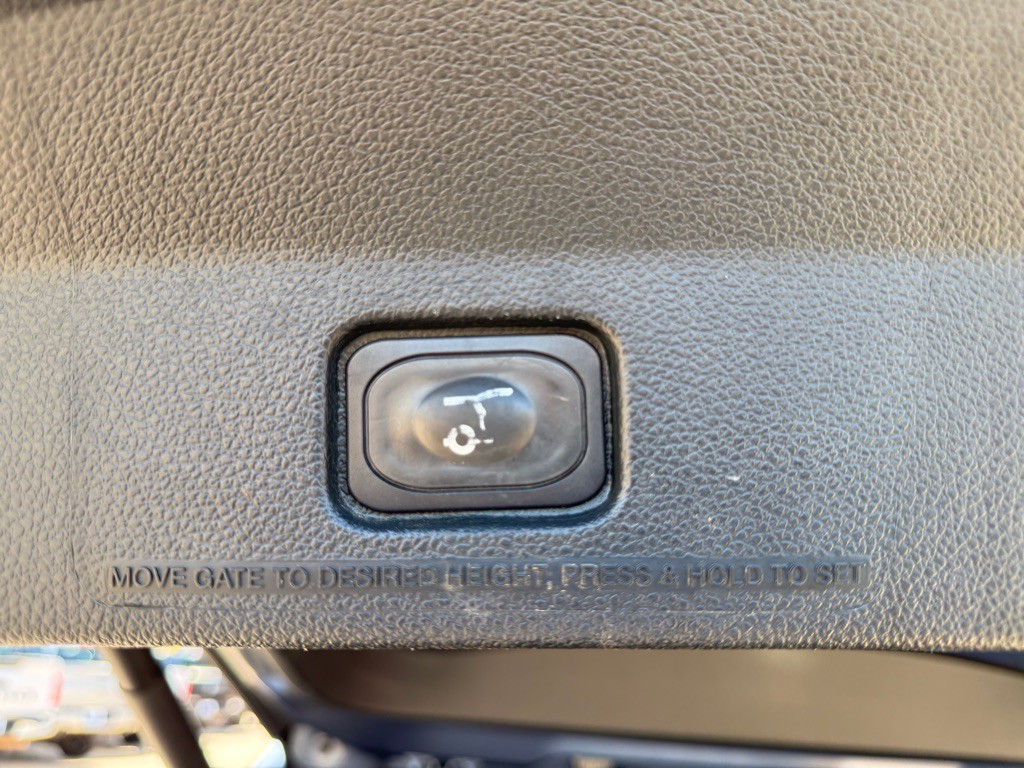 2019 Ford Explorer Image 13