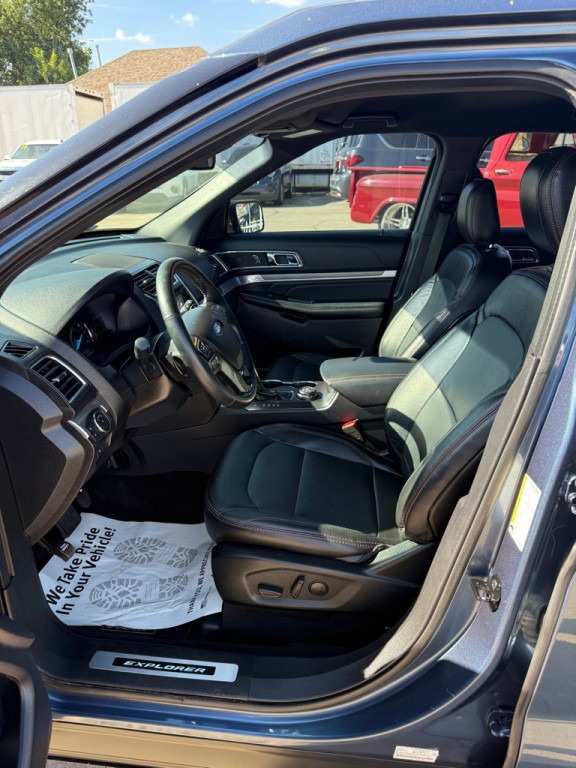 2019 Ford Explorer Image 17