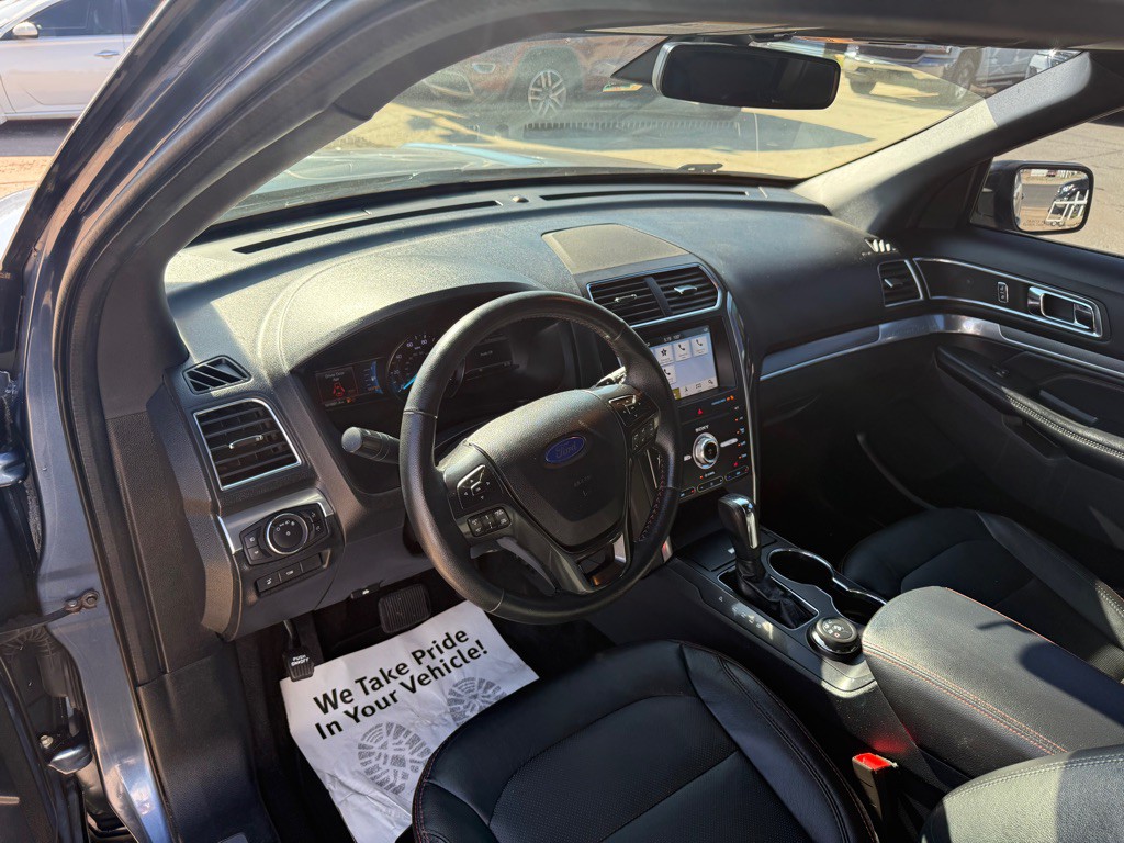 2019 Ford Explorer Image 18