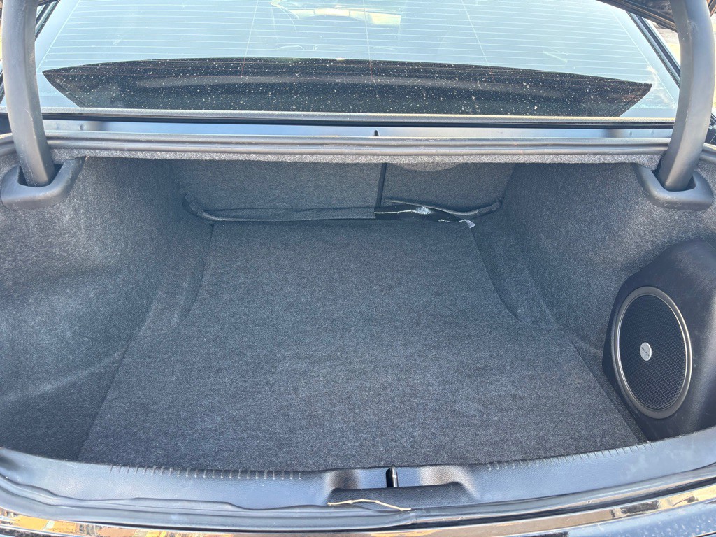 2022 Chrysler 300 Image 7
