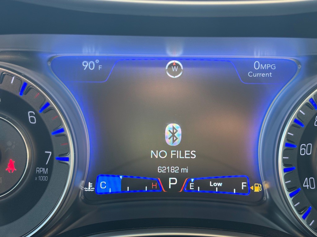 2022 Chrysler 300 Image 20