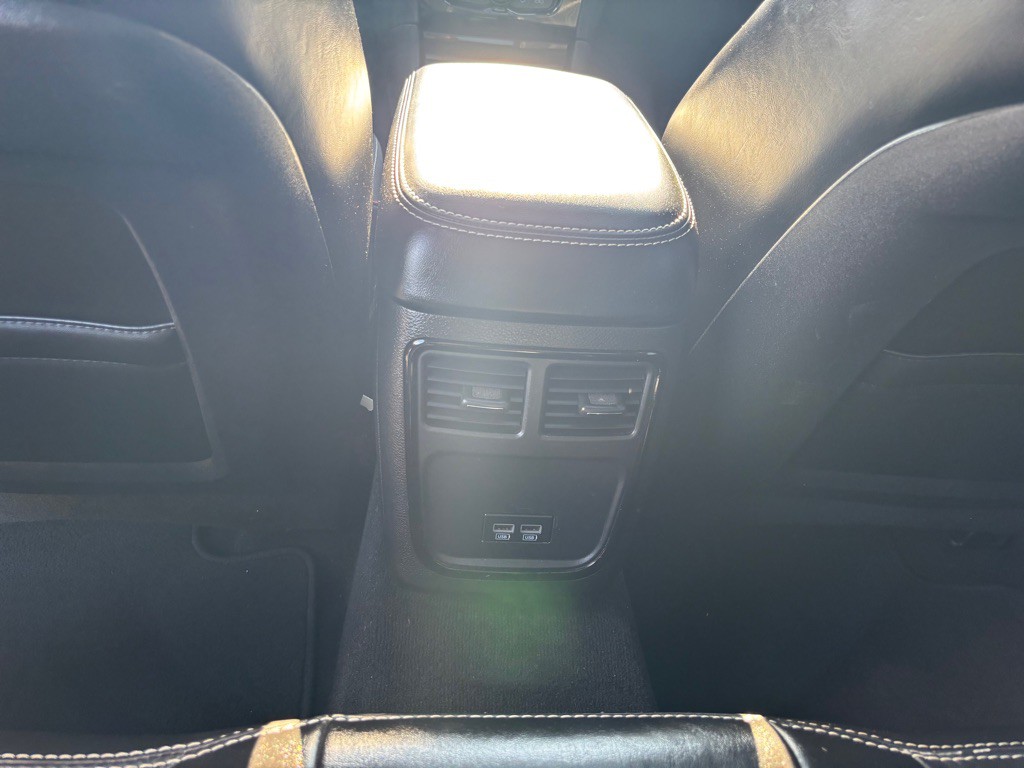 2022 Chrysler 300 Image 23