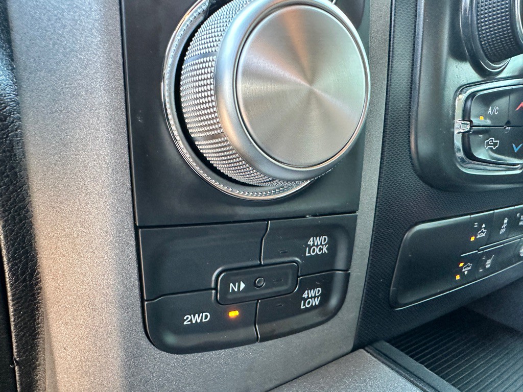 2016 RAM 1500 Image 44