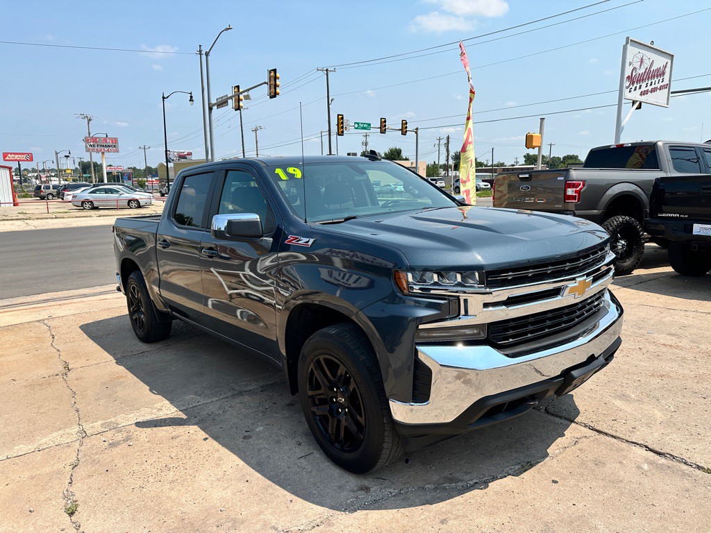 2019 Chevrolet Silverado 1500 Image 3