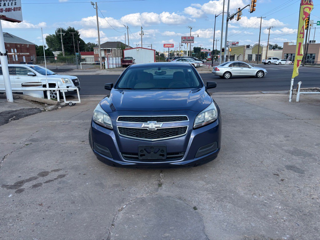 2013 Chevrolet Malibu Image 5
