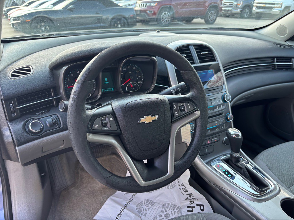2013 Chevrolet Malibu Image 10