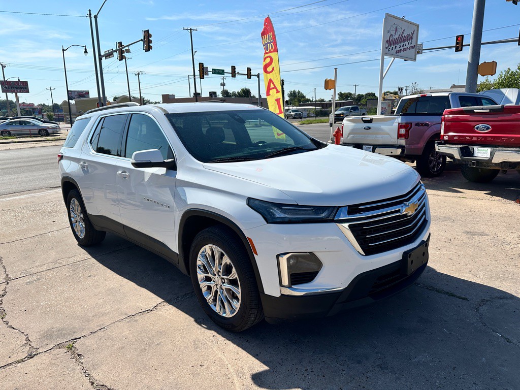 2023 Chevrolet Traverse Image 3