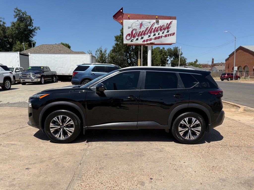 2022 Nissan Rogue Image 8